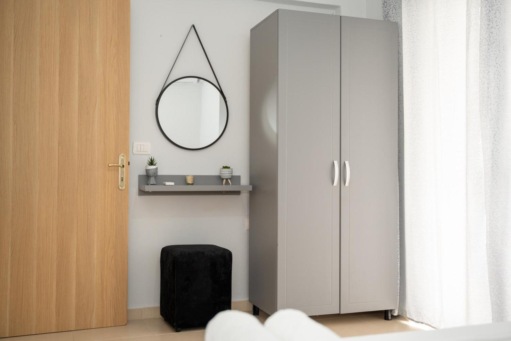 Apartament A&v